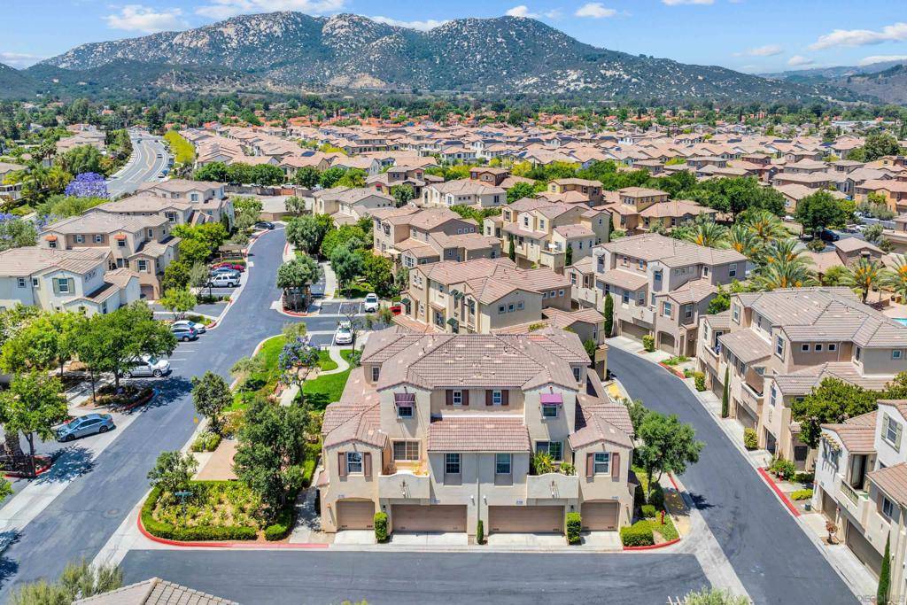Temecula, CA 92592,31163 Lavender Ct #204