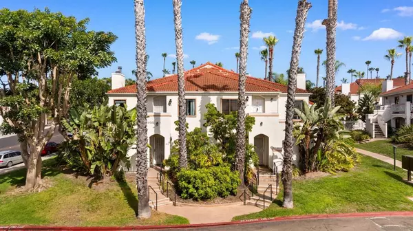 San Diego, CA 92129,9302 Twin Trails Dr #204