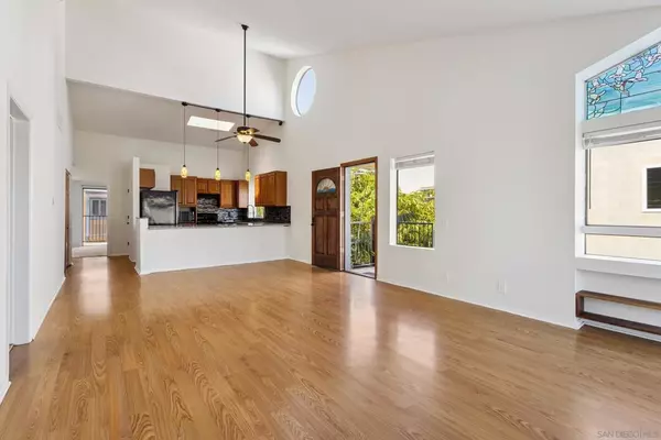 Carlsbad, CA 92008,811 Kalpati Cr #B