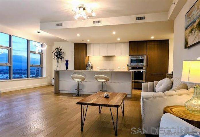 San Diego, CA 92101,1388 Kettner Blvd #1308