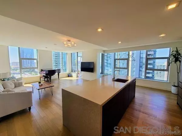 San Diego, CA 92101,1388 Kettner Blvd #1308