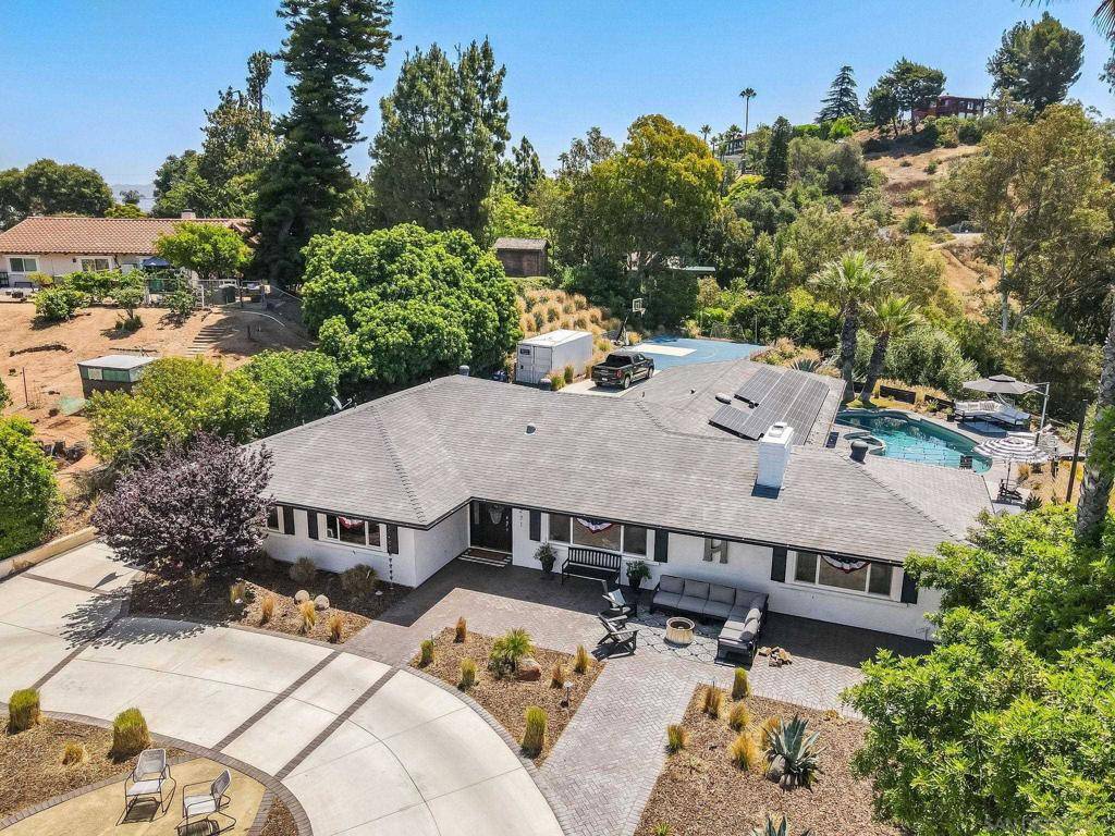 Escondido, CA 92029,1271 Via Sendero