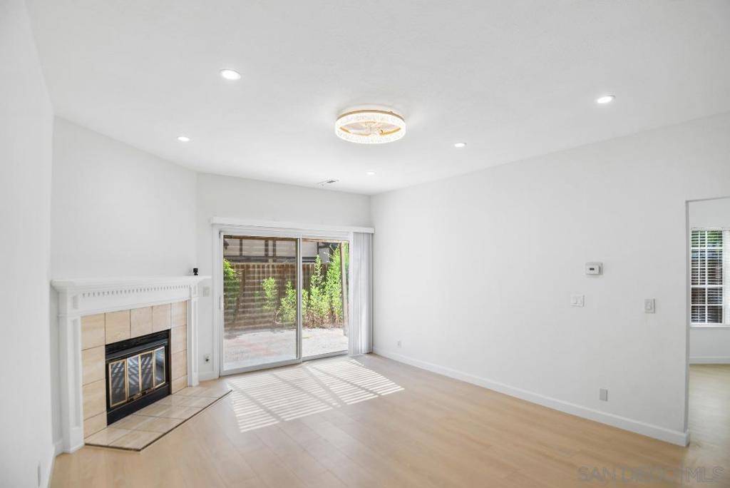Milpitas, CA 95035,777 Erie Cir N
