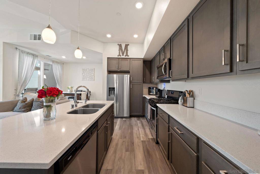 Chula Vista, CA 91915,2054 Luzon Ln #2