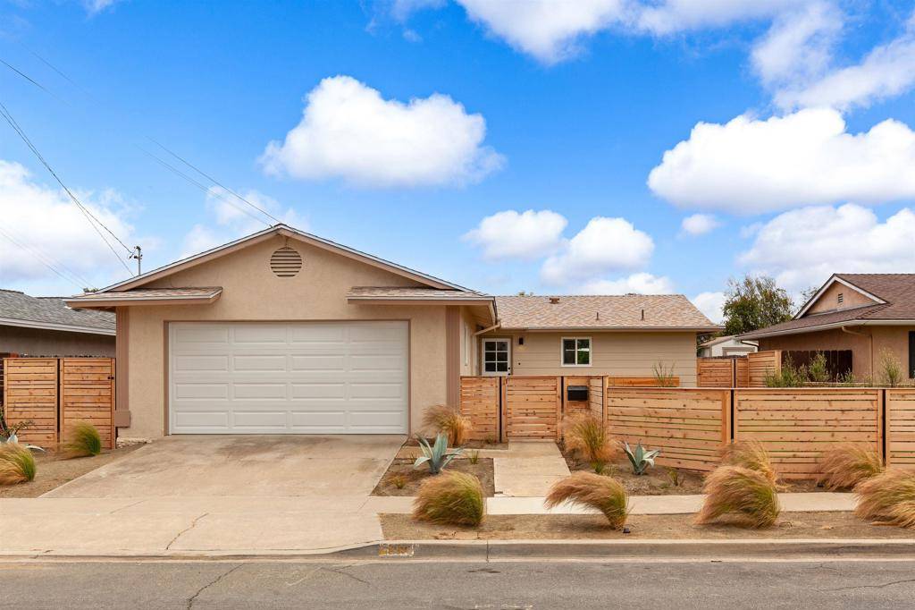 San Diego, CA 92117,5319 Northridge Ave