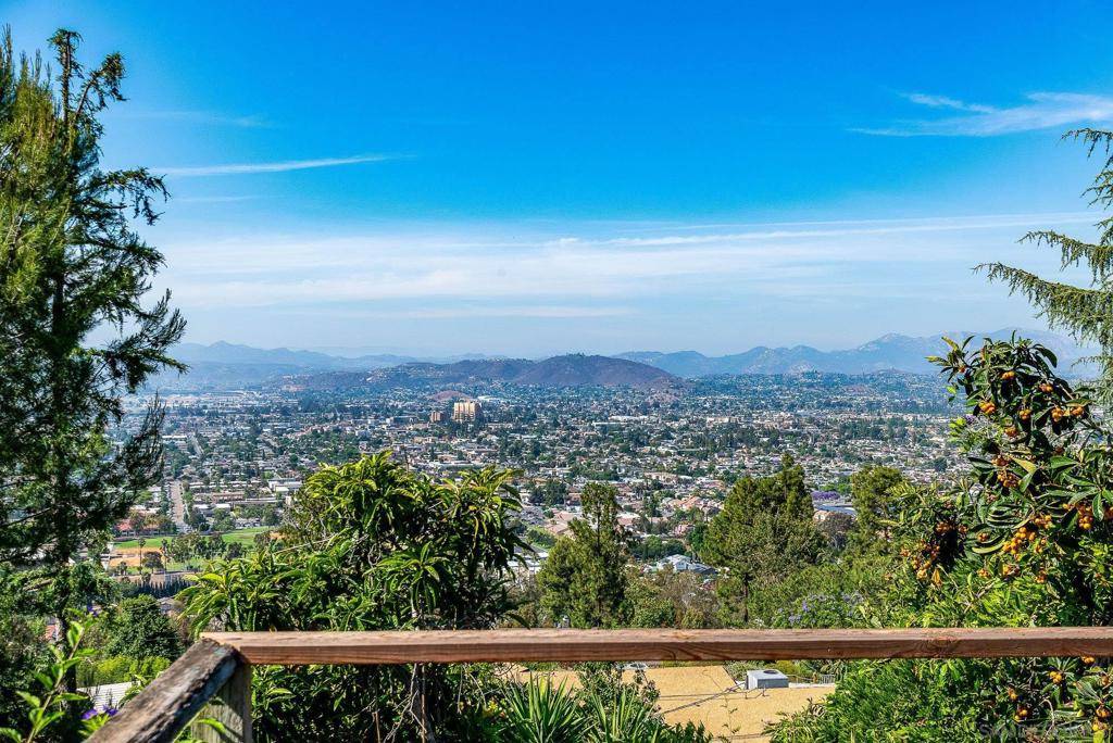 La Mesa, CA 91941,10660 Snyder Rd