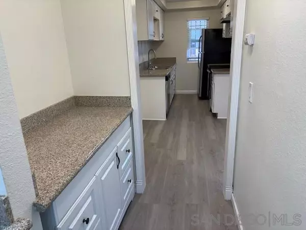San Diego, CA 92105,3863 Highland Ave #4