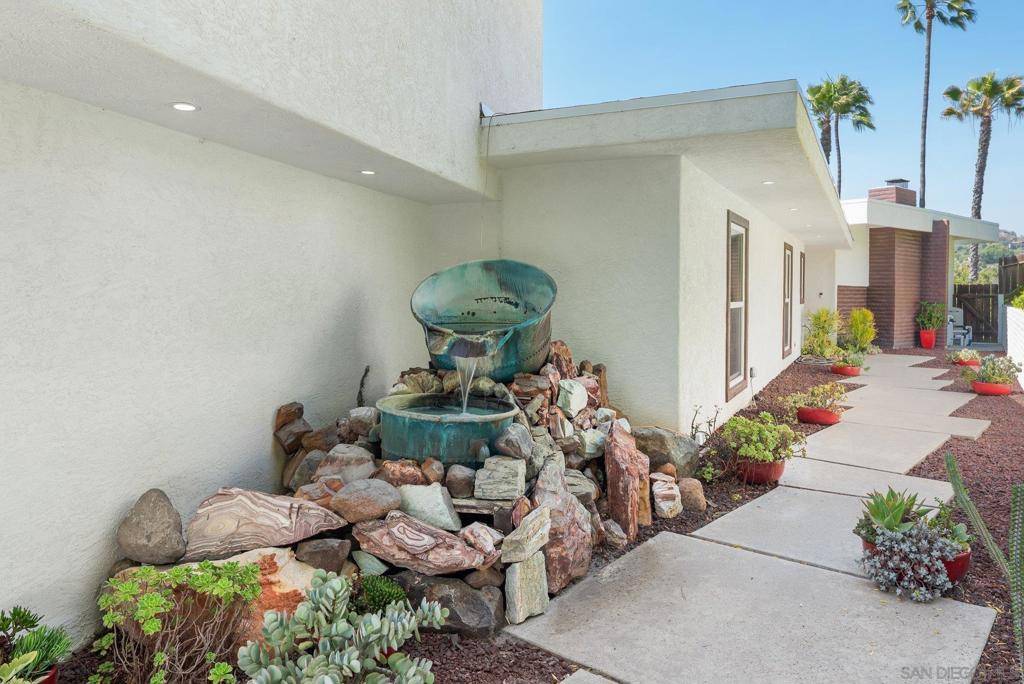 La Mesa, CA 91941,9470 La Cuesta Dr