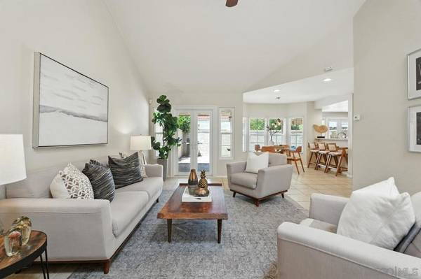 15905 Avenida Villaha #81, San Diego, CA 92128