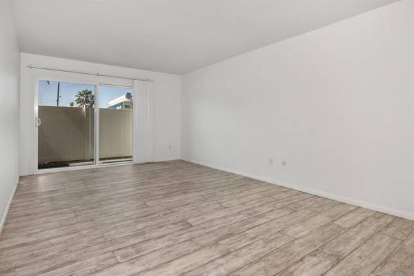San Diego, CA 92116,3030 Suncrest Dr #401