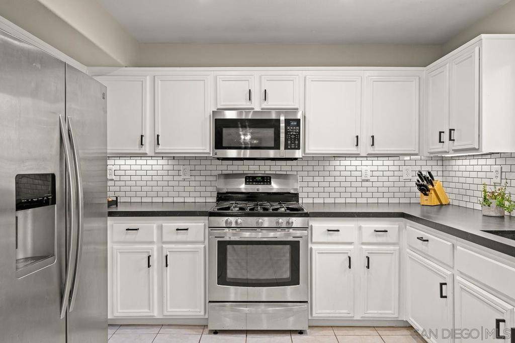 San Marcos, CA 92078,1063 Via Vera Cruz