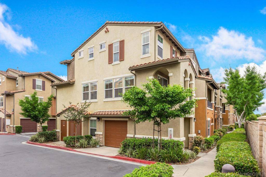 Santee, CA 92071