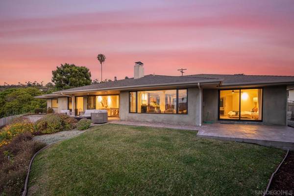 La Jolla, CA 92037,6561 Avenida Wilfredo