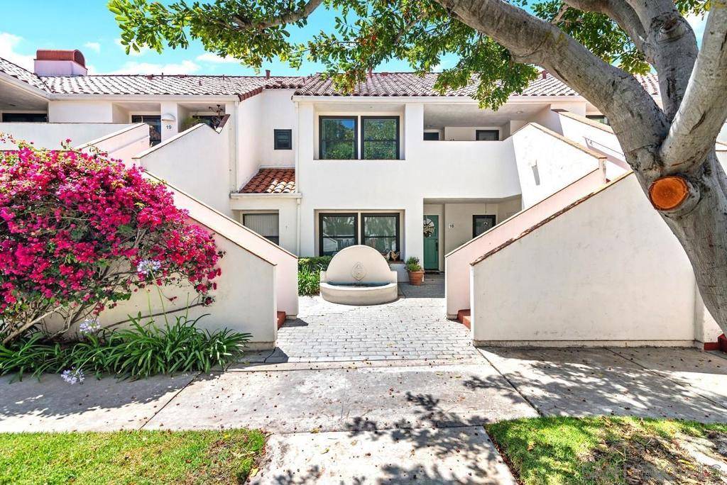 San Diego, CA 92128,16120 Avenida Venusto #17