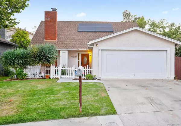 2714 Crownridge Ln, Spring Valley, CA 91977