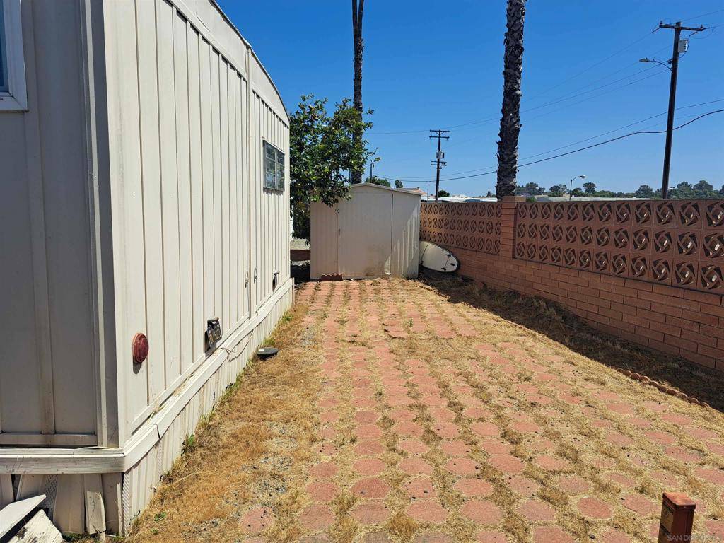 Oceanside, CA 92058,2 Bahia Ln