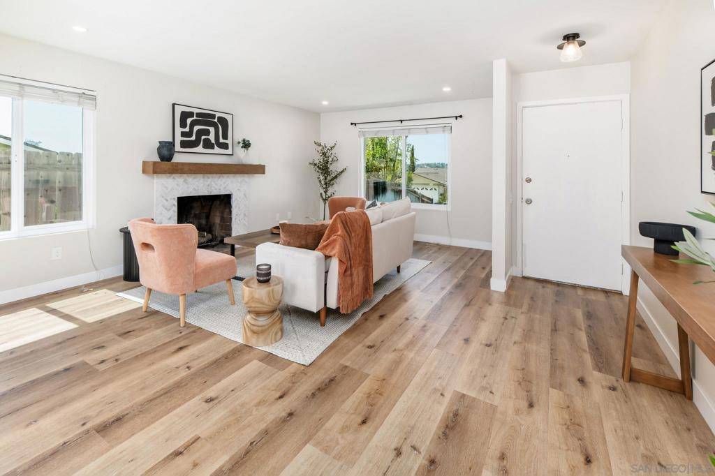 Poway, CA 92064,14555 High Pine St