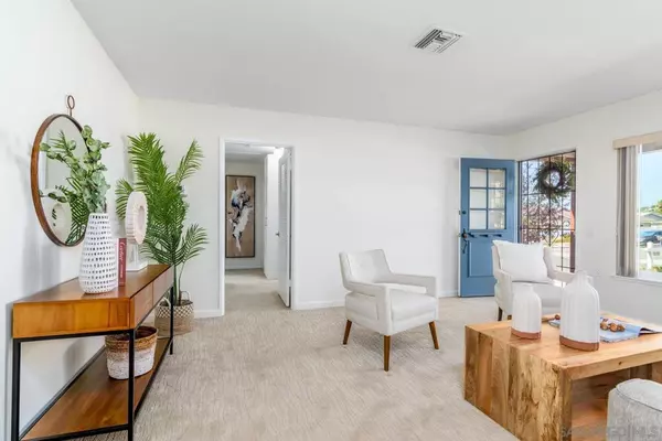 San Diego, CA 92128,16498 Roca Dr