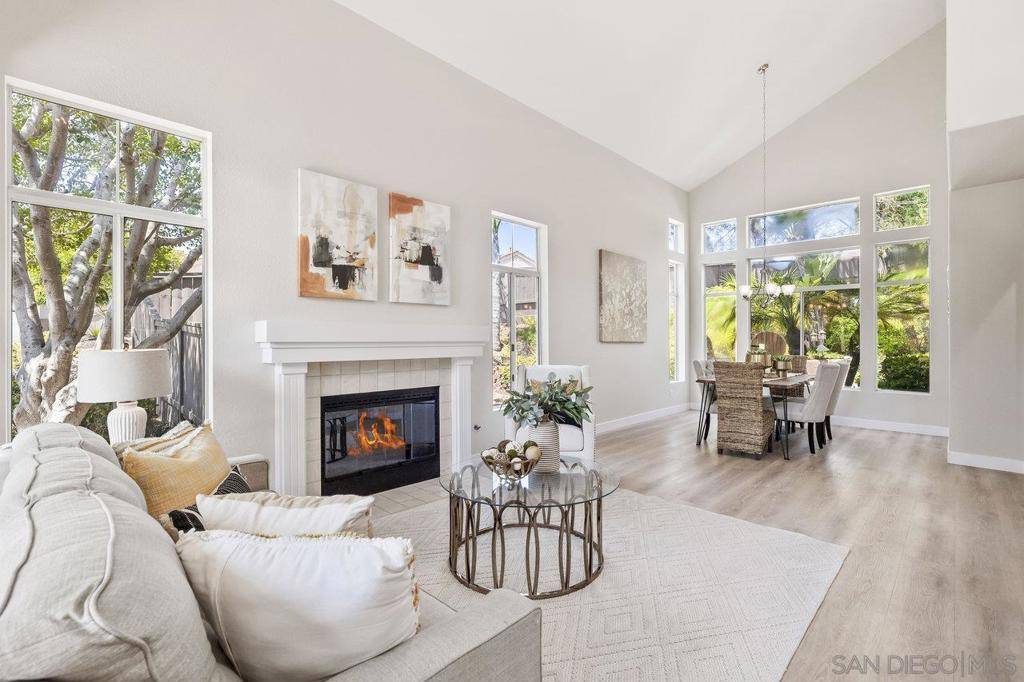 San Diego, CA 92129,8706 Junco Pl