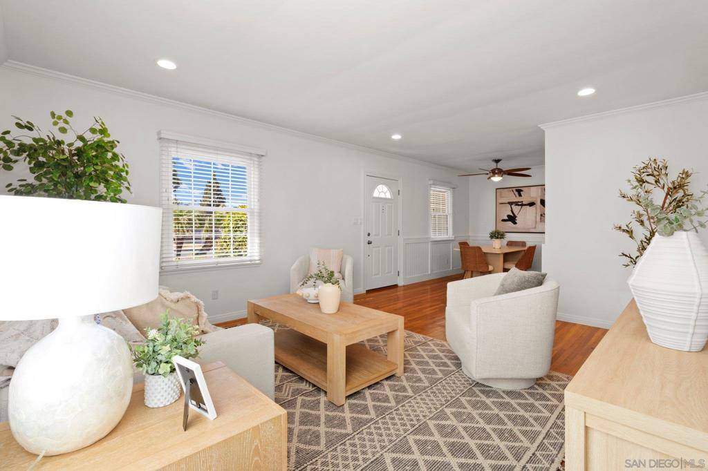 La Mesa, CA 91942,8745 Van Horn St