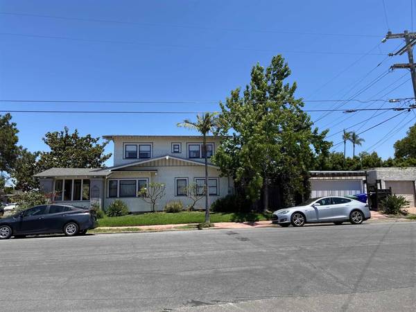 San Diego, CA 92104,2401 Capitan Ave