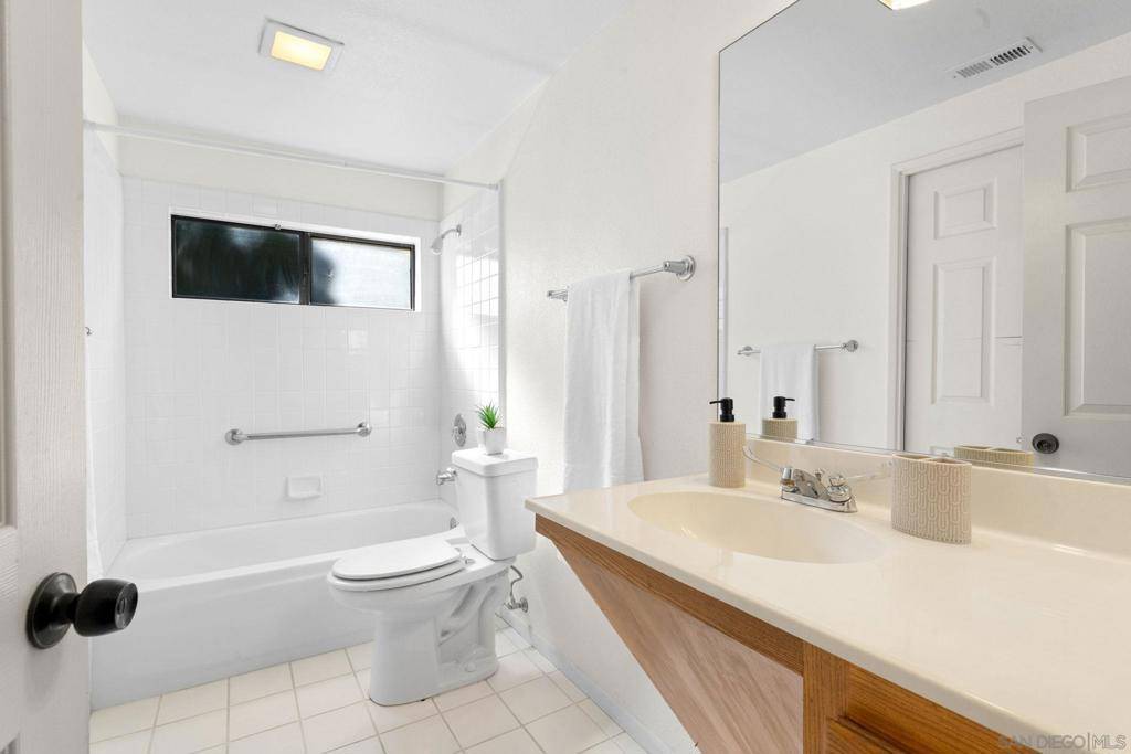 San Diego, CA 92128,12417 Shropshire Lane