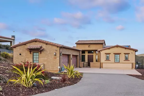 Encinitas, CA 92024,3881 Rancho Summit Dr