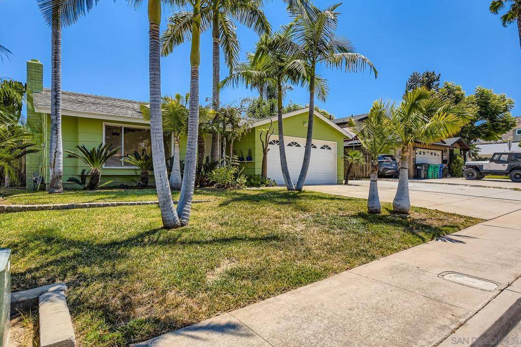 10009 WOODGLEN VISTA DR, Santee, CA 92071