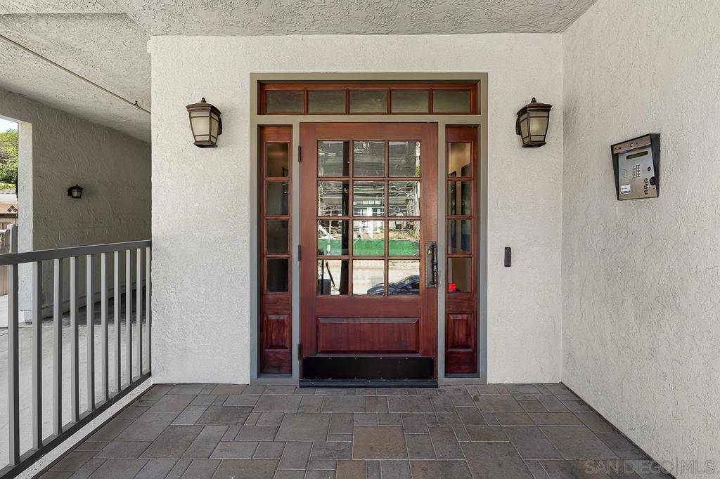 San Diego, CA 92104,3405 Florida Street #303