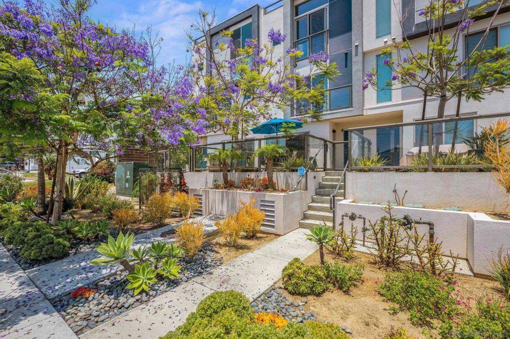 3030 Jarvis St #2, San Diego, CA 92106