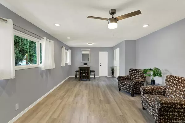 San Diego, CA 92117,5143 Conrad Ave