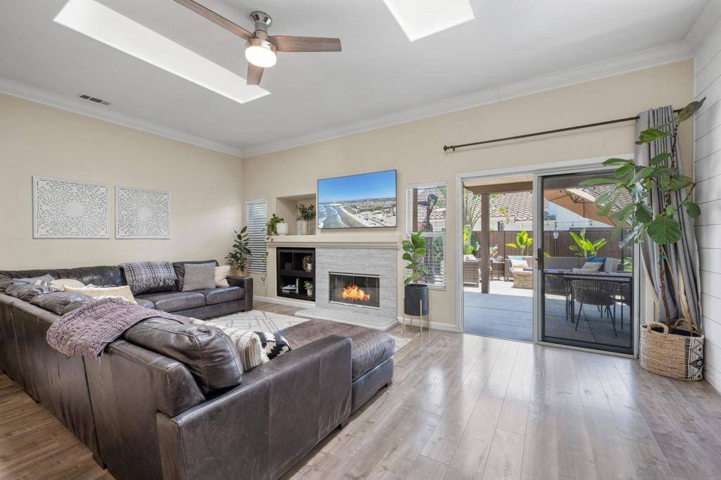 Oceanside, CA 92058,3925 Estancia Drive