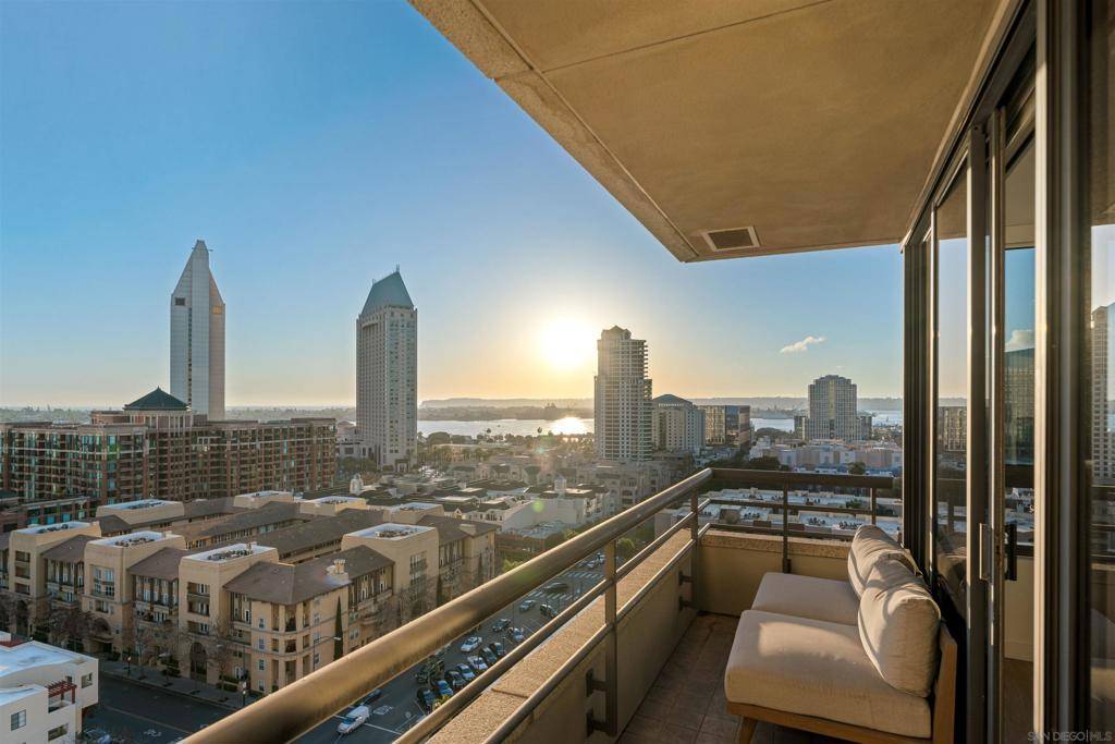 San Diego, CA 92101,700 Front St #1102
