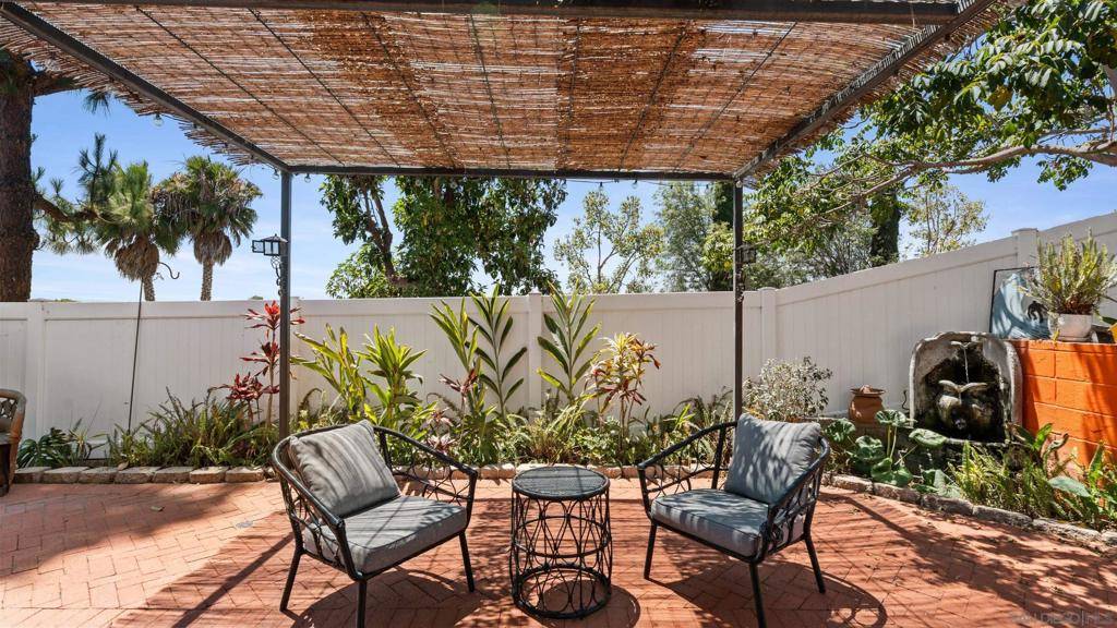 7037 Deerhurst Ct, San Diego, CA 92139