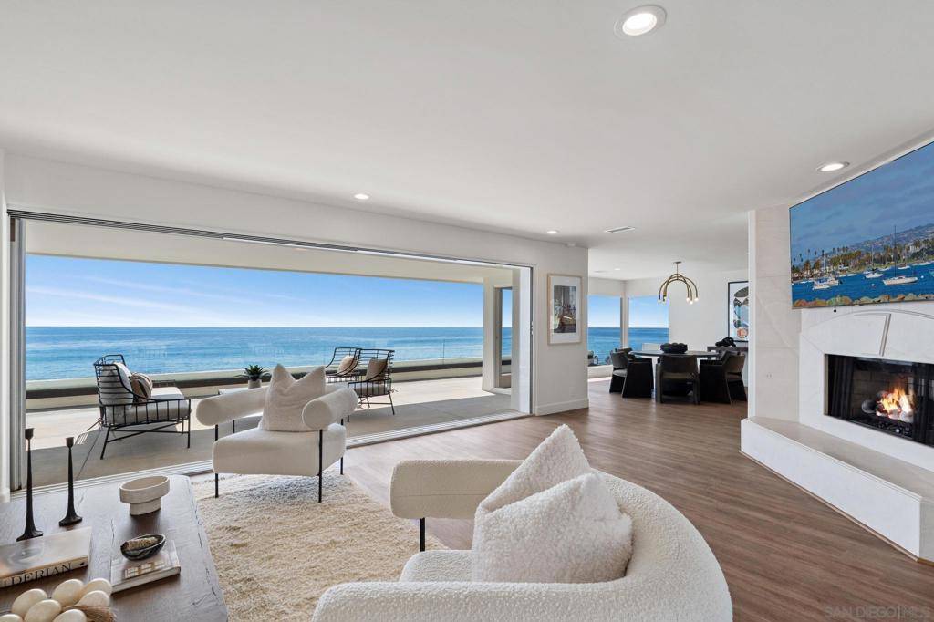 La Jolla, CA 92037,5366 Calumet Ave