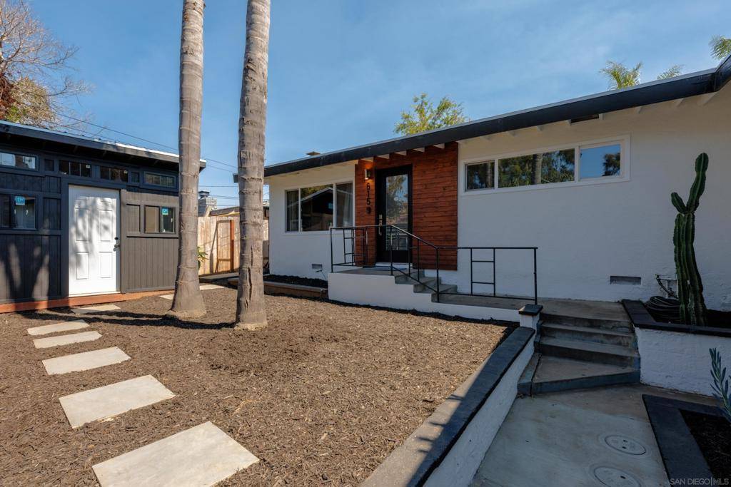 Vista, CA 92084,615 Townsite Dr