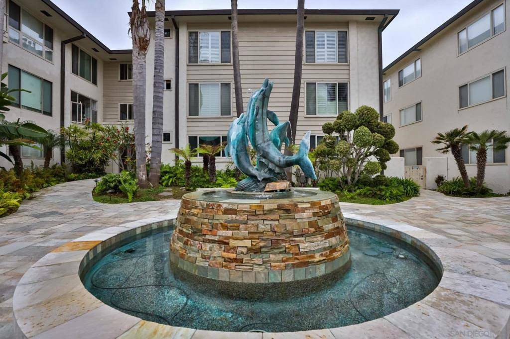 220 Coast Blvd #2M, La Jolla, CA 92037
