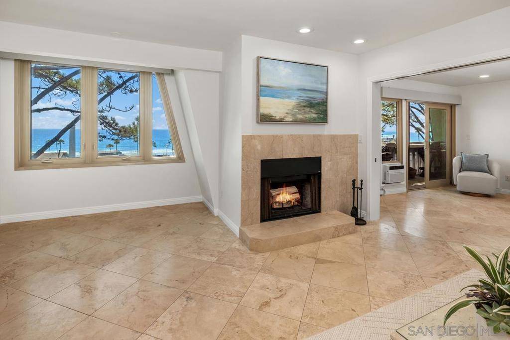 Del Mar, CA 92014,1562 Camino Del Mar #648