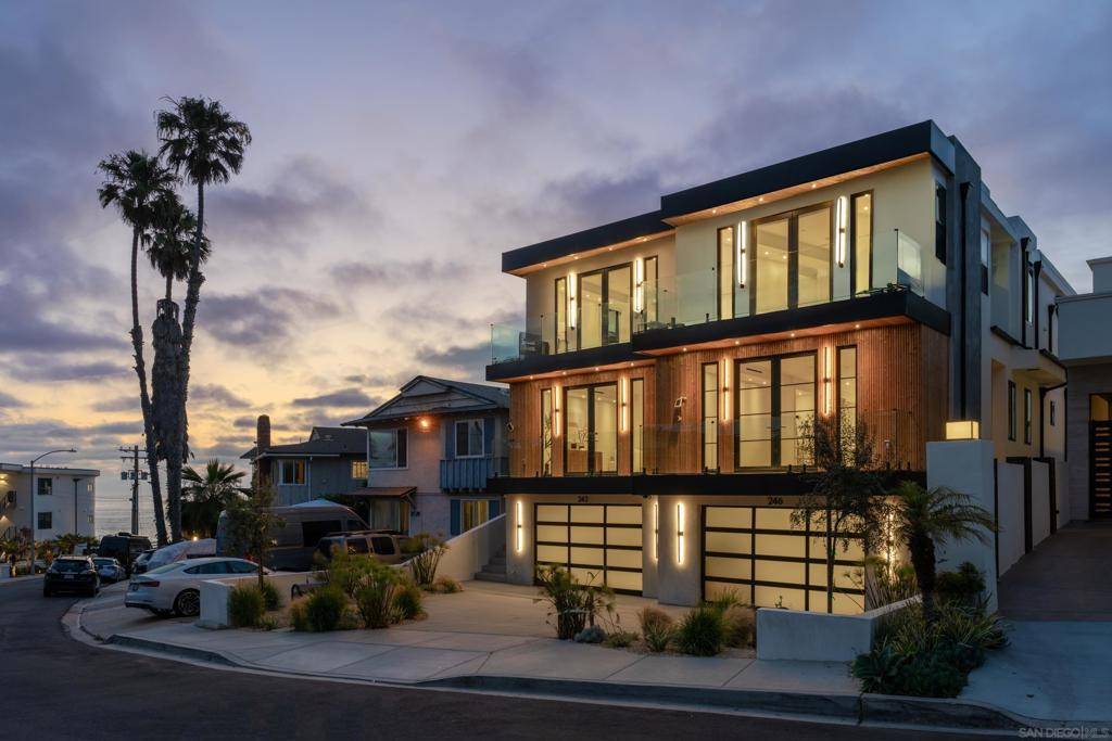 La Jolla, CA 92037,242 Playa Del Norte St