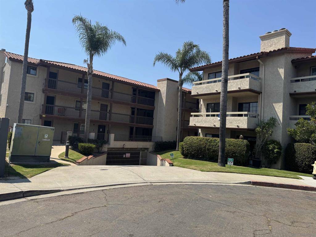 San Diego, CA 92110,2630 Erie St #16