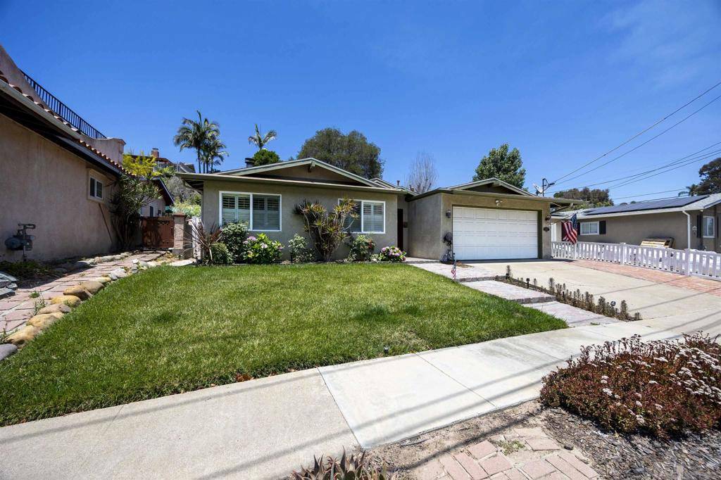 San Diego, CA 92117,4582 Chateau Drive