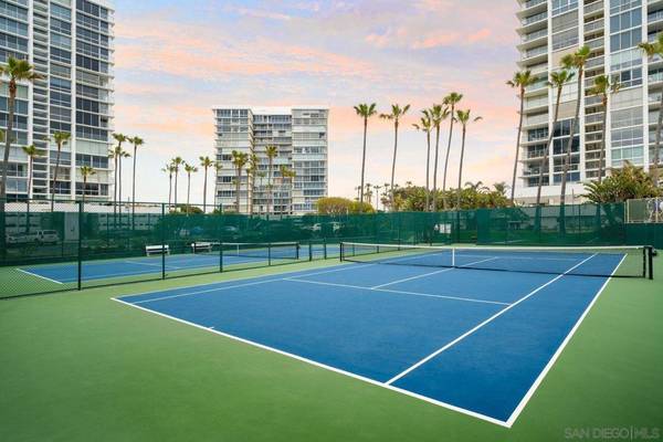Coronado, CA 92118,1820 Avenida Del Mundo #209