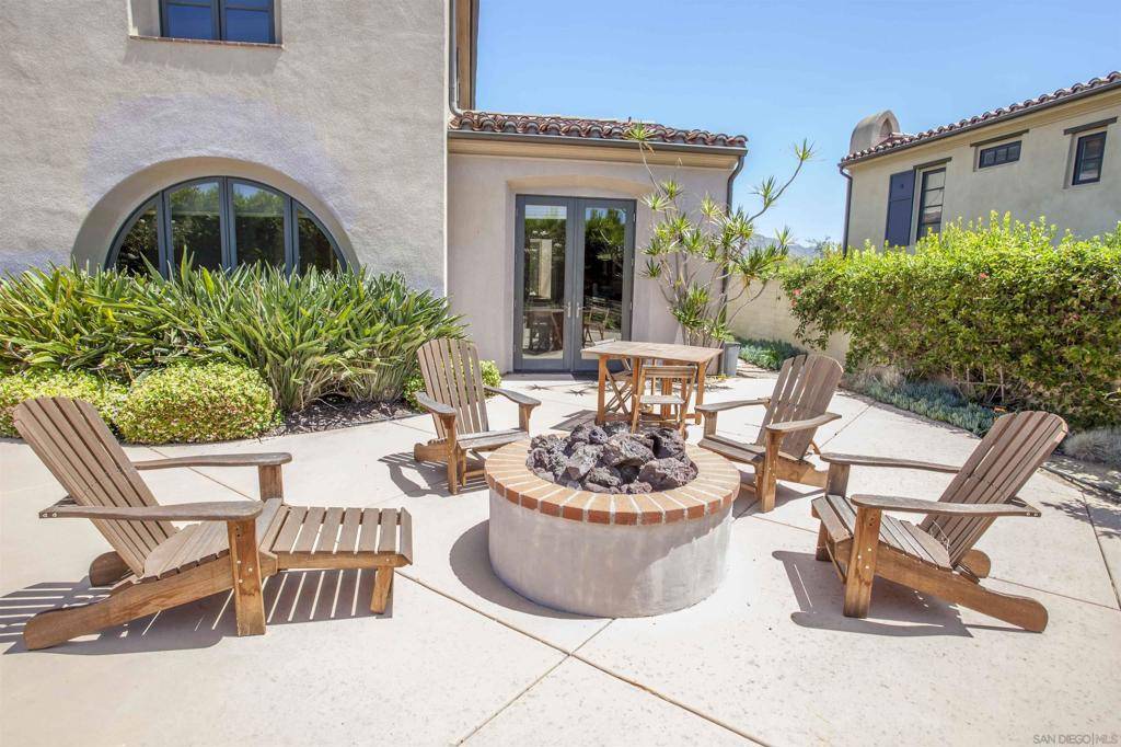 San Diego, CA 92127,16632 Rose Of Tralee Ln