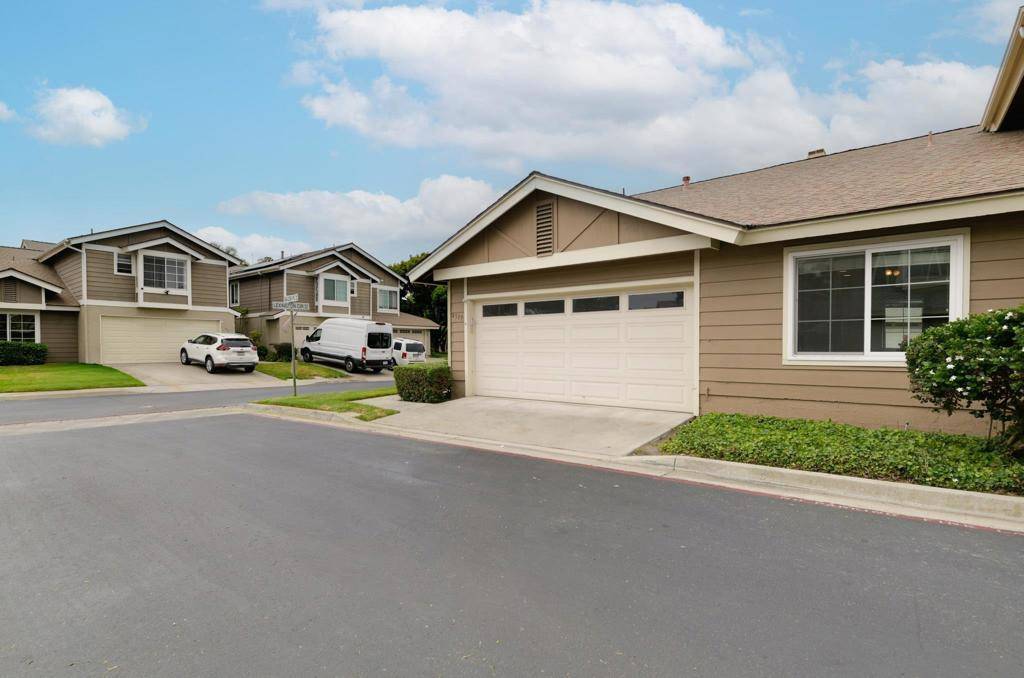 4597 Salem Pl, Carlsbad, CA 92010