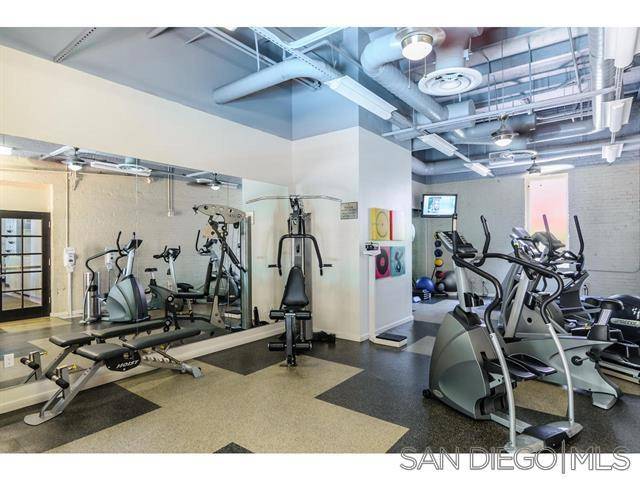 San Diego, CA 92101,1431 Pacific Highway #705