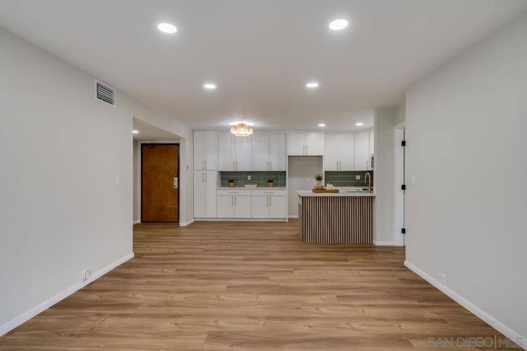 San Diego, CA 92128,12575 Oaks North Dr. #220