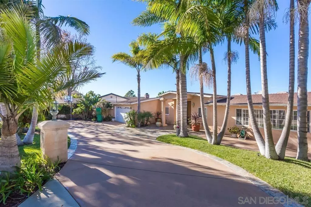 La Jolla, CA 92037,6430 La Jolla Scenic Drive South