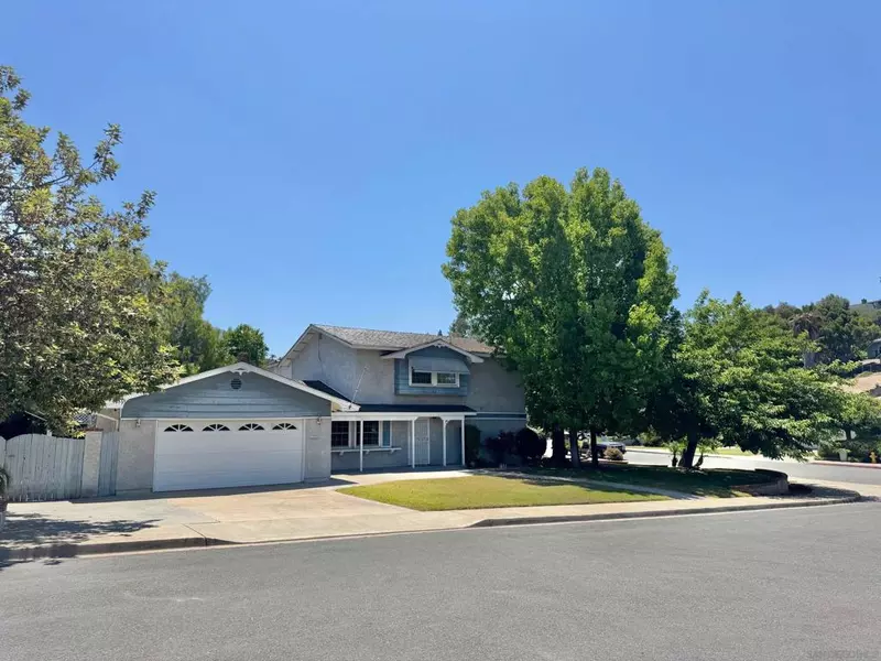 4703 Helix Glen Dr, La Mesa, CA 91941