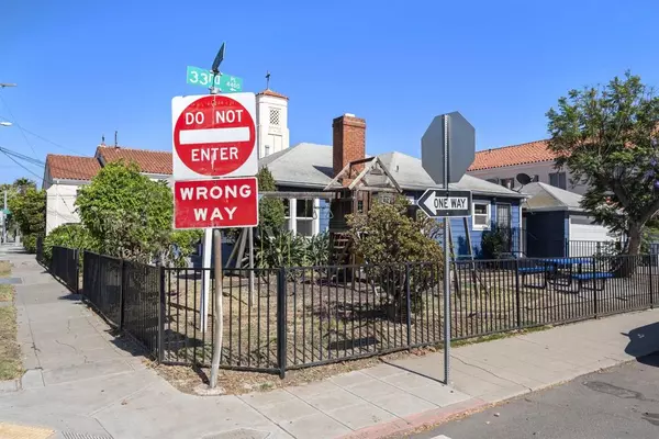 San Diego, CA 92116,3283 Meade Avenue
