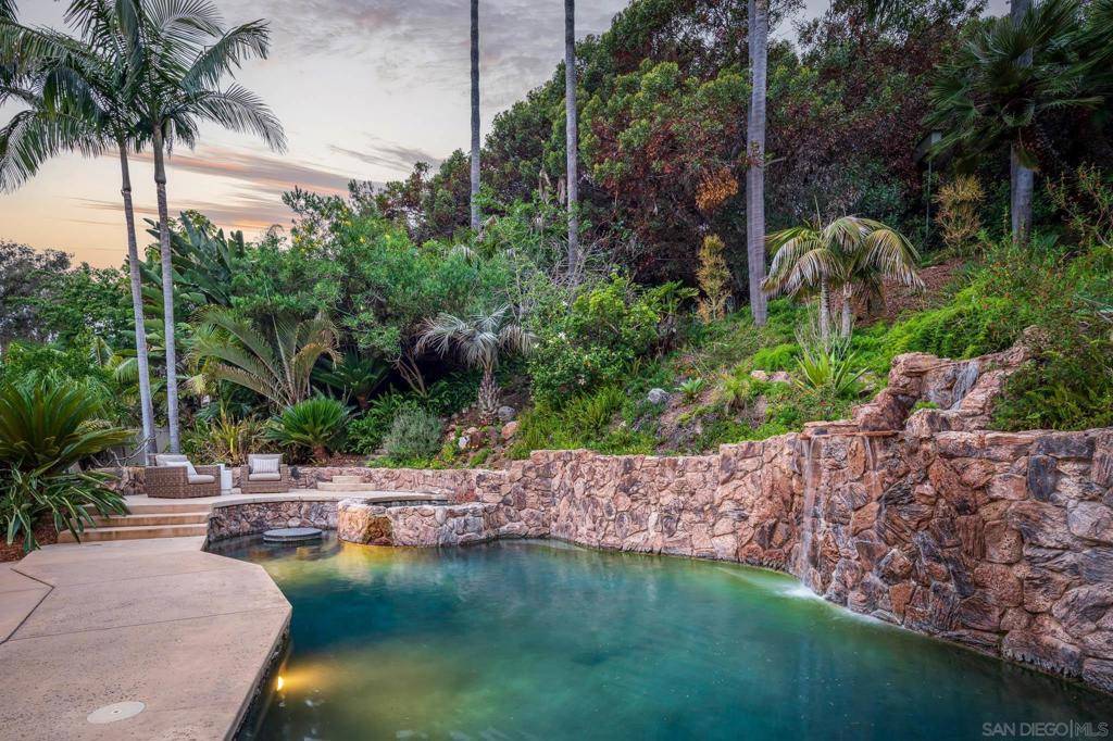 Cardiff By The Sea, CA 92007,1248 Avocet Ct